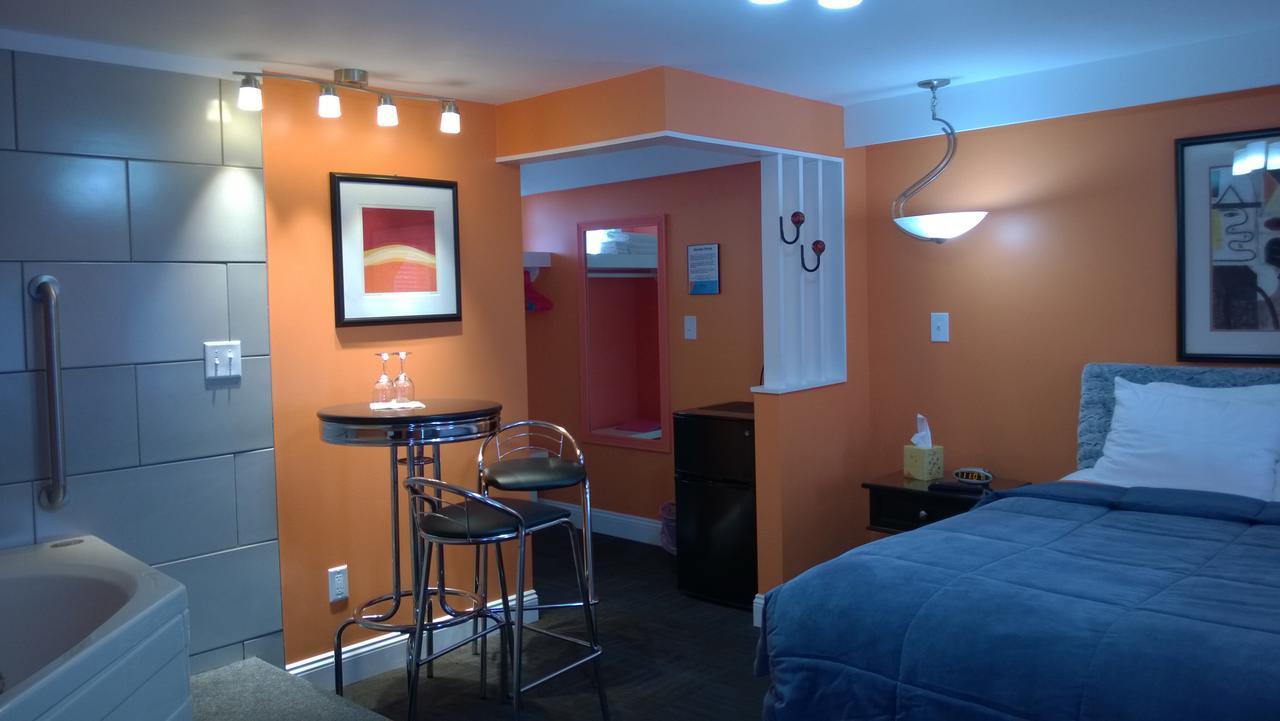 Miami Motel คานานไดกัว ภายนอก รูปภาพ