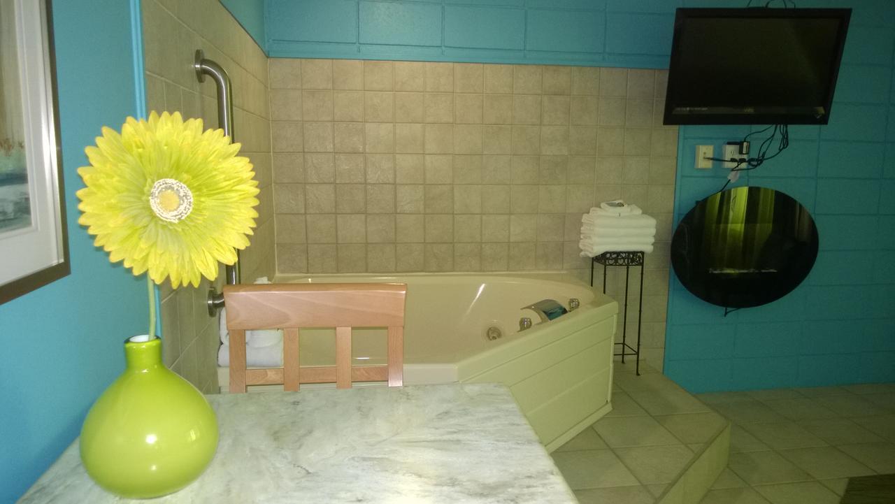 Miami Motel คานานไดกัว ภายนอก รูปภาพ